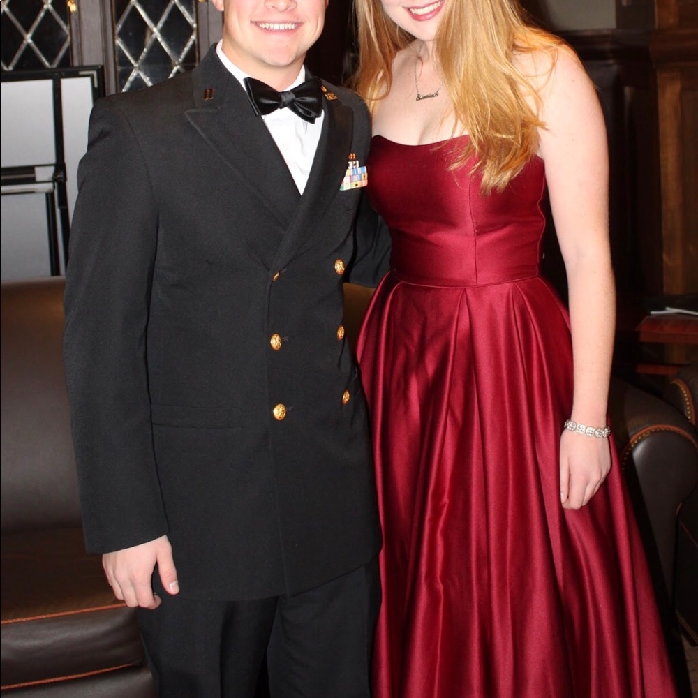 Red Betsy & Adam Gown with pockets!